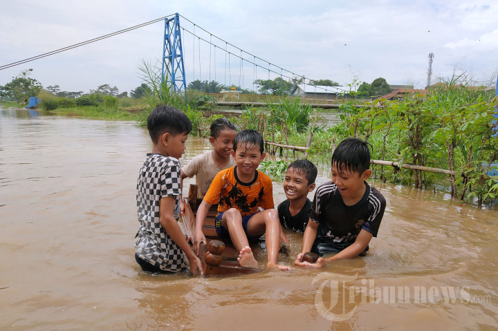 Sungai Citarum Meluap