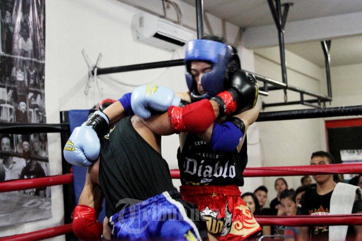 Superinto vs Iwan Dalam Laga Zealot Muaythai Fight