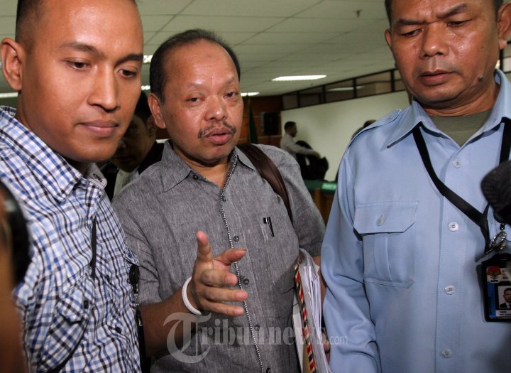 Sutan Bhatoegana Jalani Sidang Eksepsi