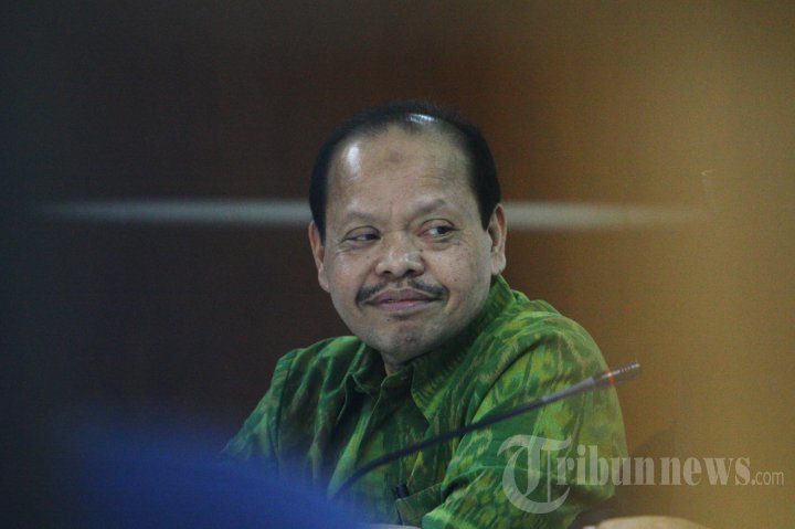 Sutan Bhatoegana Jalani Sidang Lanjutan