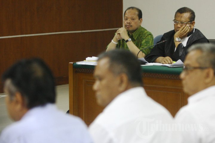 Sutan Bhatoegana Jalani Sidang Lanjutan