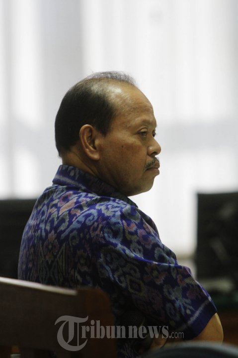 Sutan Bhatoegana Jalani Sidang Pemeriksaan Terdakwa