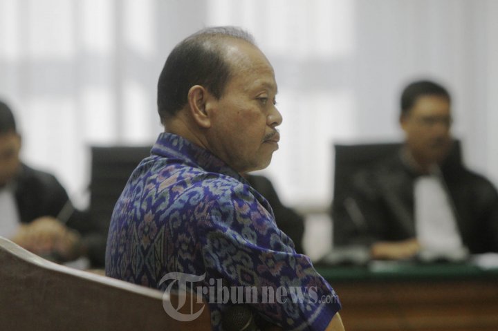 Sutan Bhatoegana Jalani Sidang Pemeriksaan Terdakwa