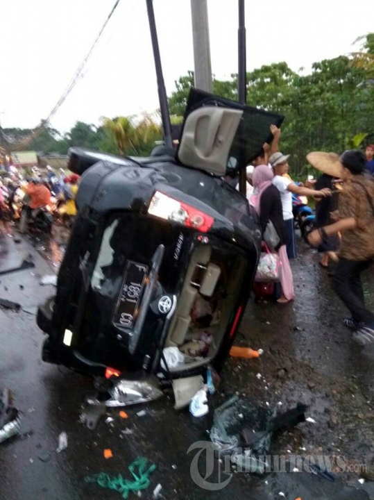 Tabrakan Beruntun di Puncak Telan 3 Korban Tewas