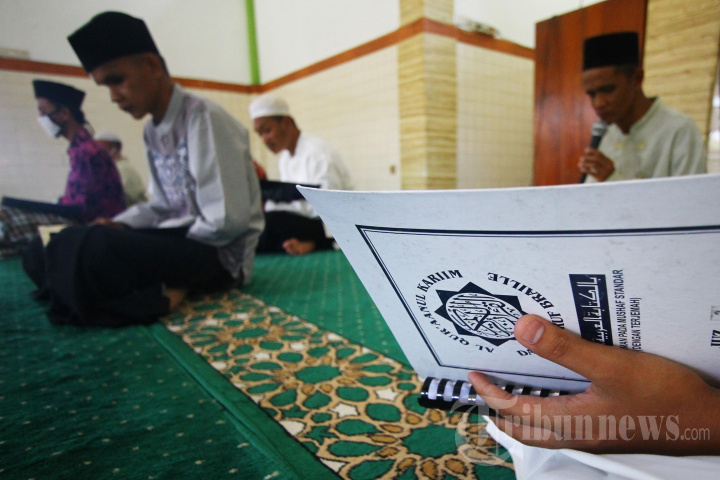 Tadarusan Penyandang Tunanetra di Malang