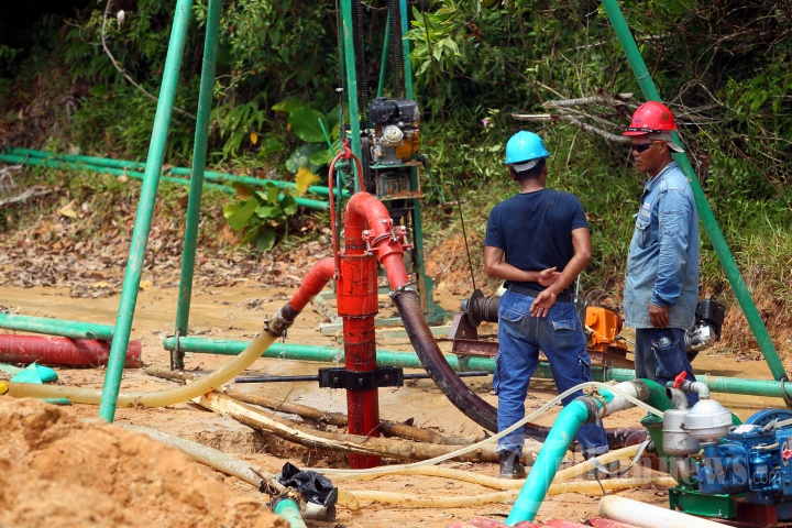 Tambang Timah di Bangka