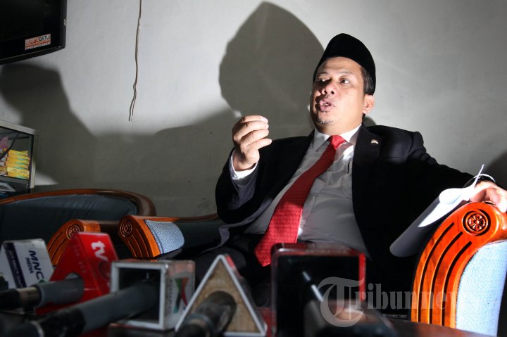 Tanggapan Fahri Hamzah Terkait Pencopotan Dirinya