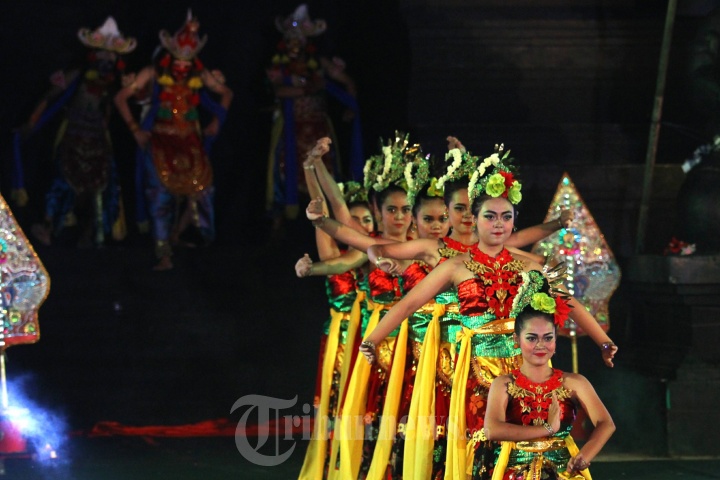 Tari Topeng Ramaian Malang Art Week
