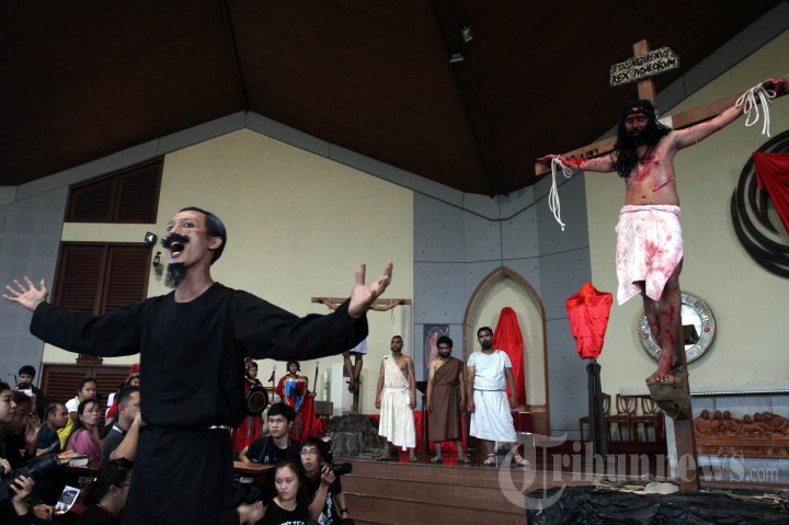 Teatrikal Jalan Salib Paskah