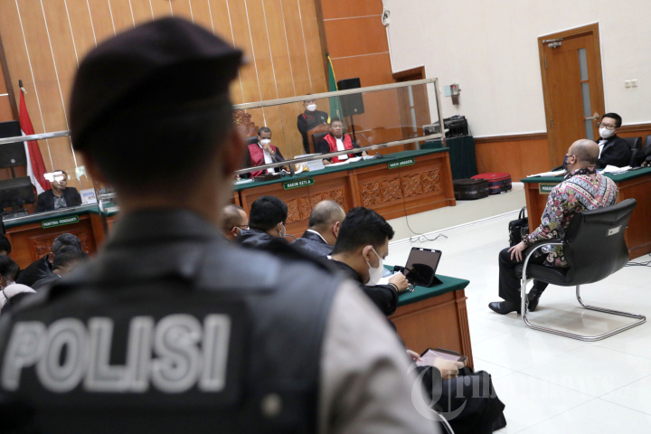Teddy Minahasa Dituntut Hukuman Mati