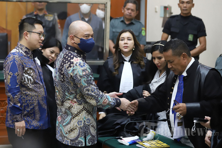 Teddy Minahasa Divonis Penjara Seumur Hidup