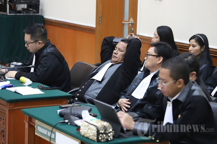 Teddy Minahasa Divonis Penjara Seumur Hidup