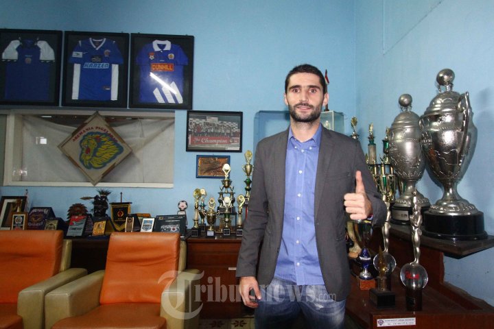 Teguh Amirudin dan Lopicic Pemain Baru Arema Cronus