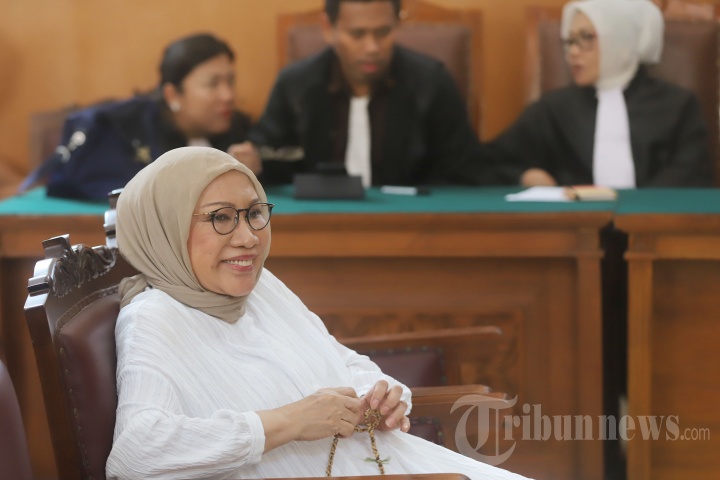Terbukti Sebarkan Hoaks, Ratna Sarumpaet Divonis 2 Tahun Penjara