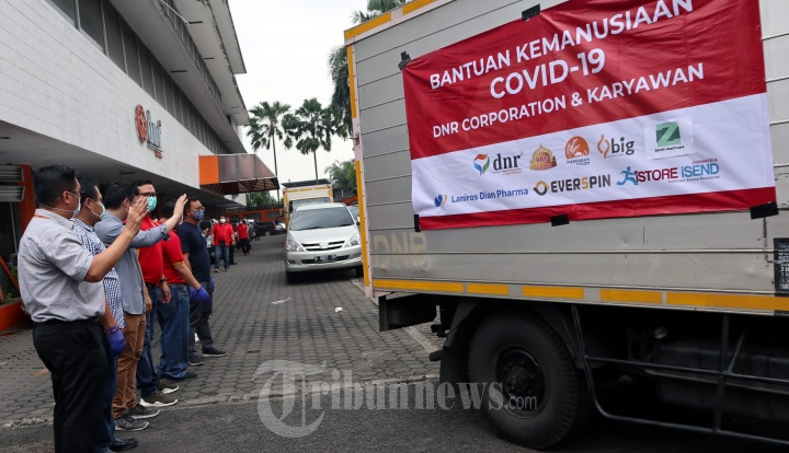 Terdampak Covid-19, RBM Goat Milk Menyalurkan Bantuan Sembako