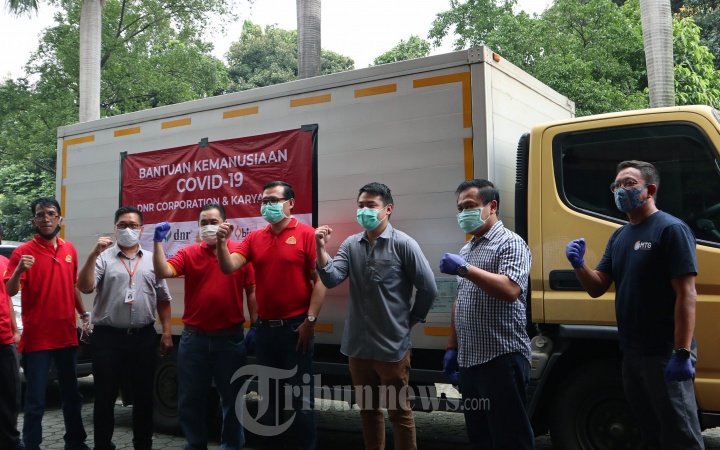 Terdampak Covid-19, RBM Goat Milk Menyalurkan Bantuan Sembako