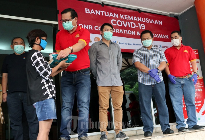 Terdampak Covid-19, RBM Goat Milk Menyalurkan Bantuan Sembako