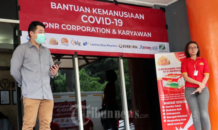 Terdampak Covid-19, RBM Goat Milk Menyalurkan Bantuan Sembako