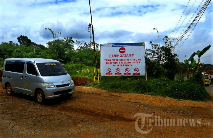 Terhambat Pembebasan Lahan, Tol Cisumdawu Terbengkalai