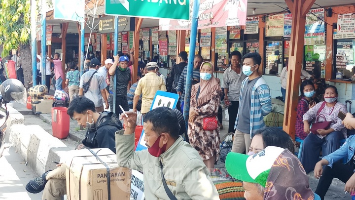 Terminal AKAP Kalideres Dipadati Pemudik Lebaran
