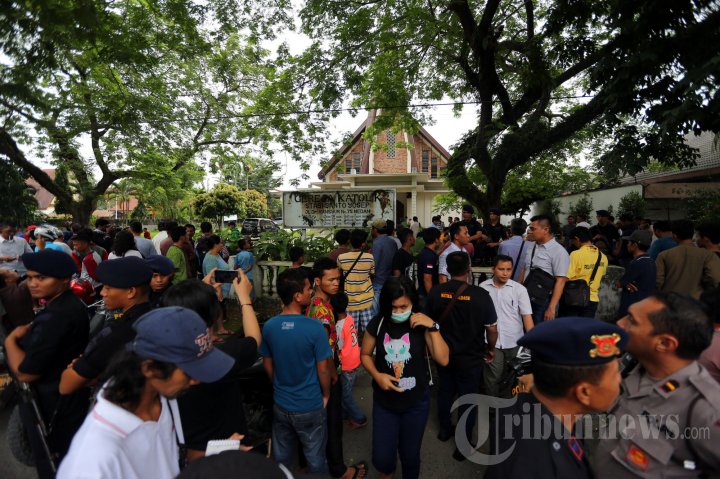 Teror Bom di Gereja Katolik Stasi Santo Yosep