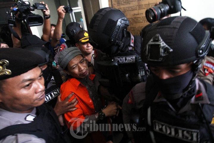 Terdakwa Kasus Bom Thamrin Aman Abdurrahman Dituntut Hukuman Mati