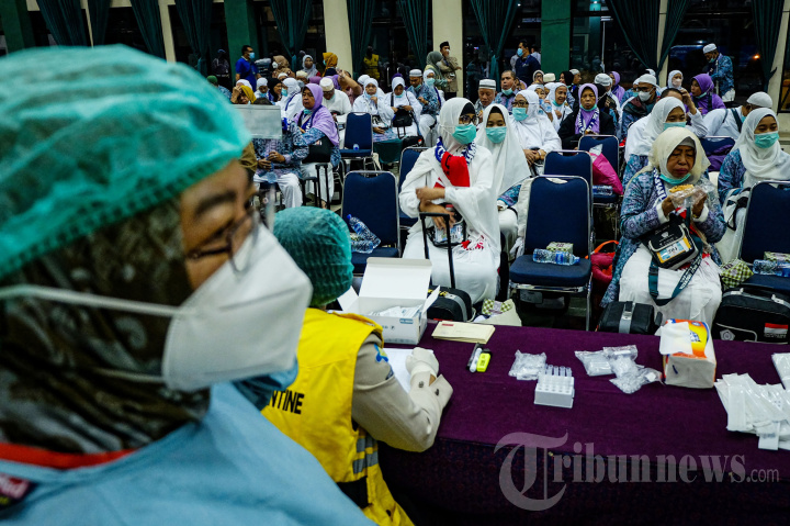 Tes Antigen Jamaah Haji saat Tiba di Tanah Air