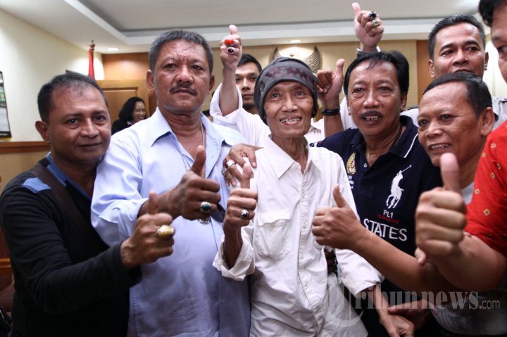 Tessy Divonis 10 Bulan Penjara