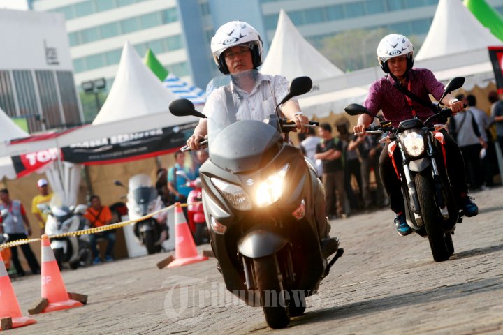 Test Ride Sepeda Motor di Ajang IIMS 2015