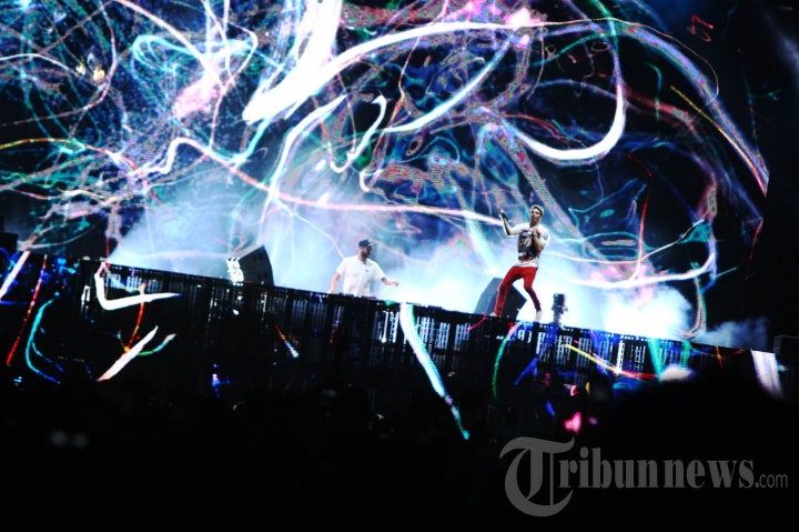 The Chainsmokers Panaskan Area JIExpo Kemayoran