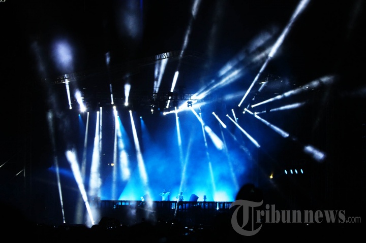 The Chainsmokers Panaskan Area JIExpo Kemayoran