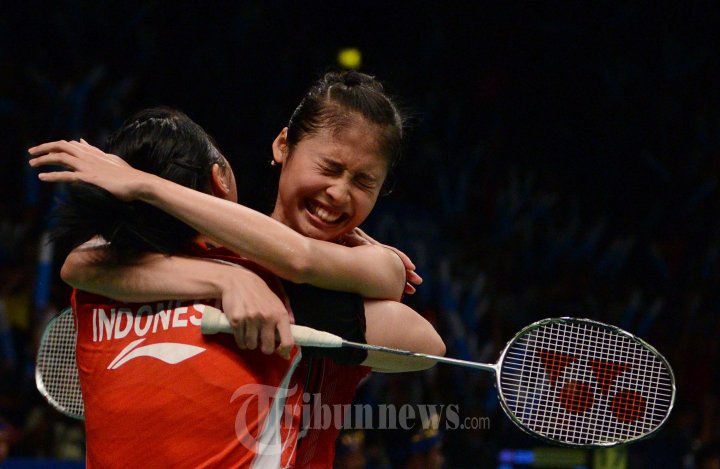 Tiara Rosalia Nuraidah dan Rizki Amelia Pradipta Menang