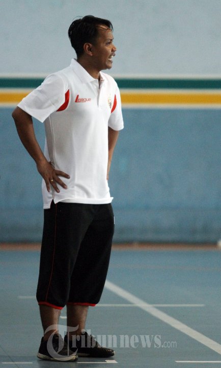 Tim Futsal Persija melawan Tim Futsal Biang Bola