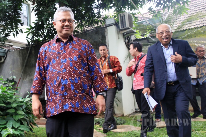 Tim Hukum PDIP Temui Pimpinan KPU