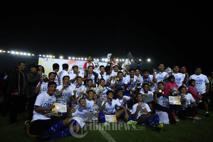 Tim Sepakbola Jawa Barat Sabet Medali Emas