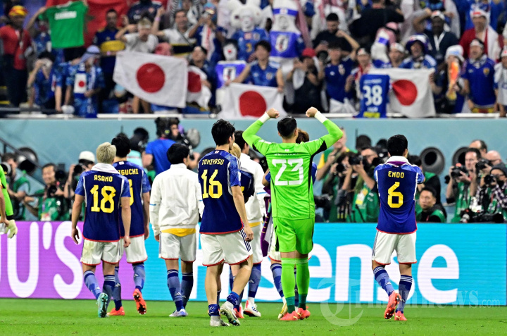 Timnas Jepang Rayakan Kemenangan