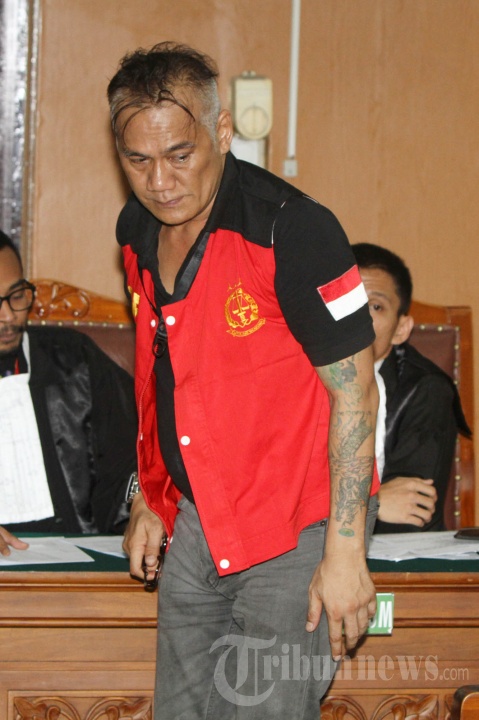 Tio Pakusadewo Jalani Sidang Dakwaan
