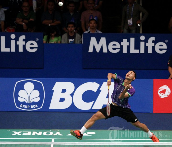 Tommy Sugiarto Taklukkan Lin Dan