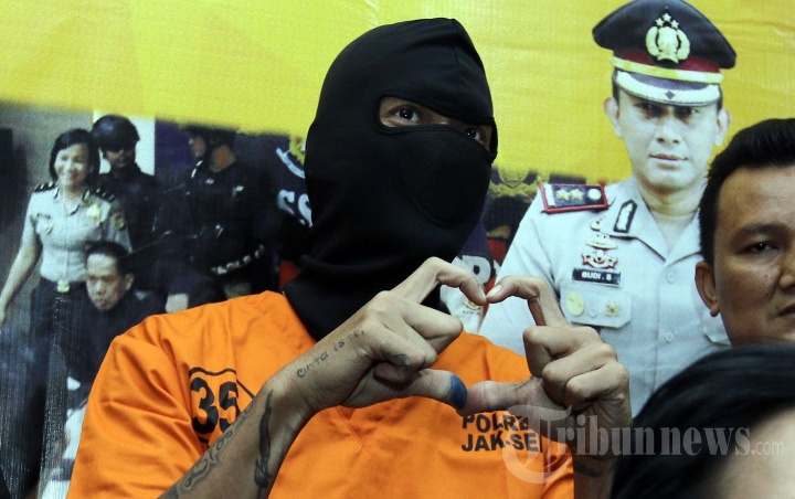 Tora Sudiro Terjerat Kepemilikan Dumolid