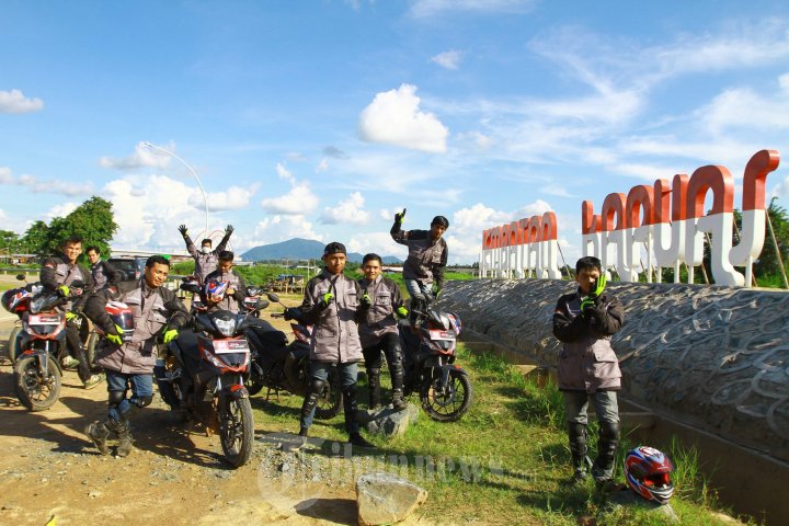 Touring 10 Rider Kendarai Supra GTR 150 R