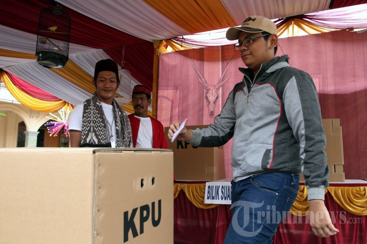 TPS Bertema Adat Betawi Di Tangsel