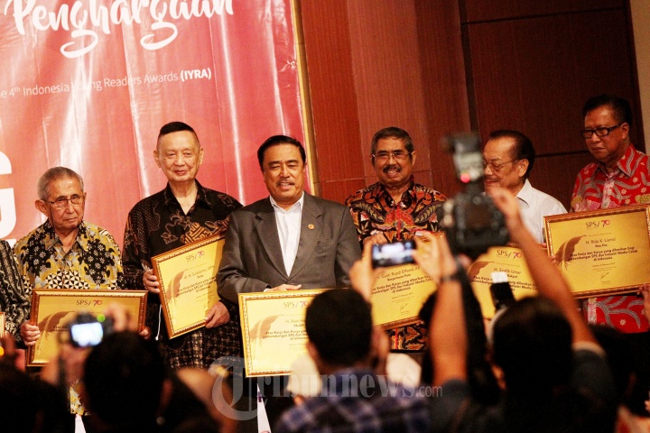 Tribun Raih Penghargaan SPS 2017