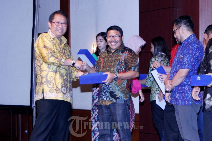 Tribun Raih Penghargaan SPS 2017