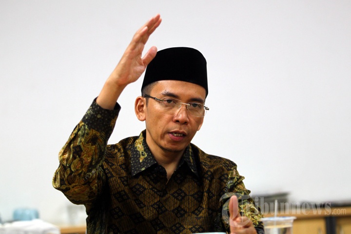 Tuan Guru Bajang Sambangi Tribun