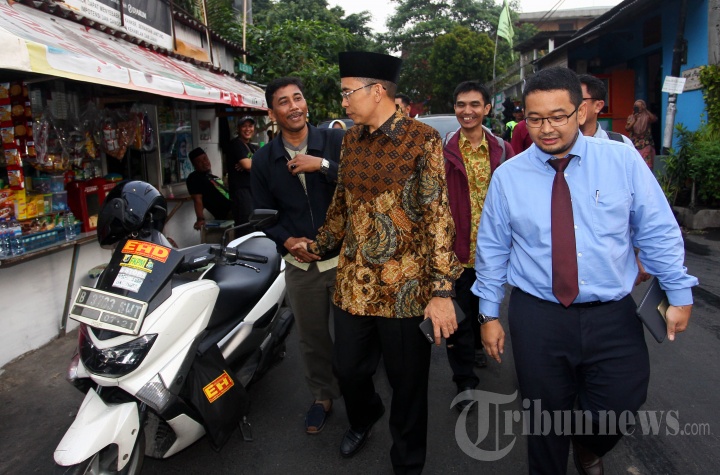 Tuan Guru Bajang Sambangi Tribun