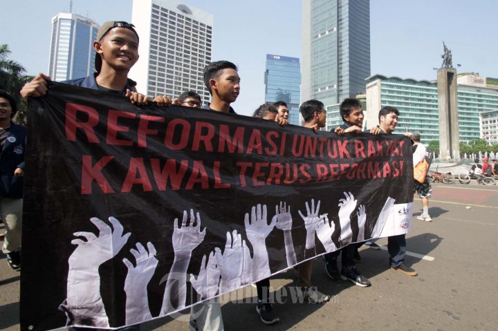 Tuntut 12 Mei Sebagai Hari Reformasi