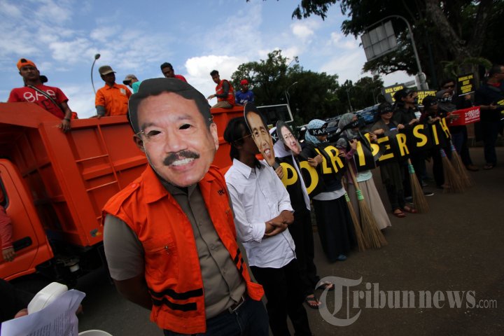 Tuntut Jokowi Batalkan Pencalonan Budi Gunawan