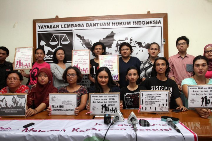 Tuntut Penyelesaian Kasus YY