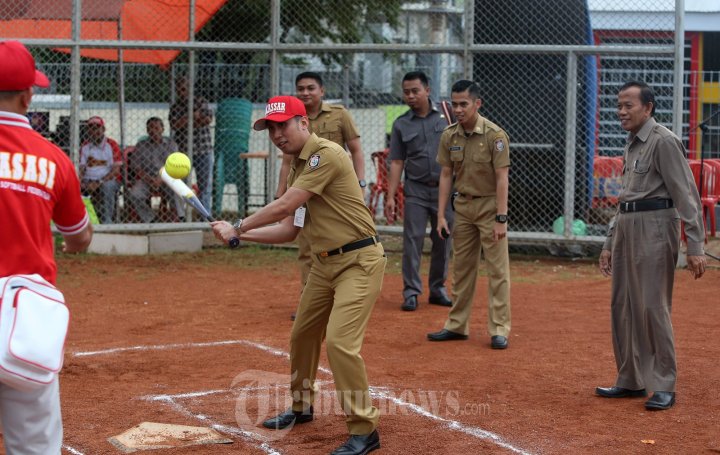 Turnamen Softball Karebosi Cup Makassar