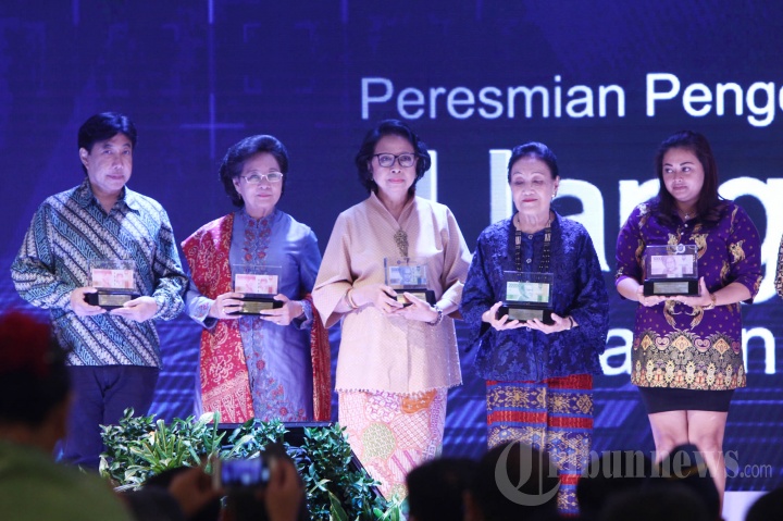 Uang Emisi 2016 Resmi Beredar